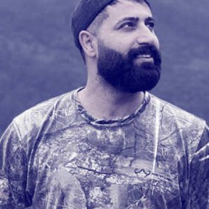 دانلود آهنگ خط قرمز منی دوننه تموم شهر از وحید مرادی + متن آهنگ